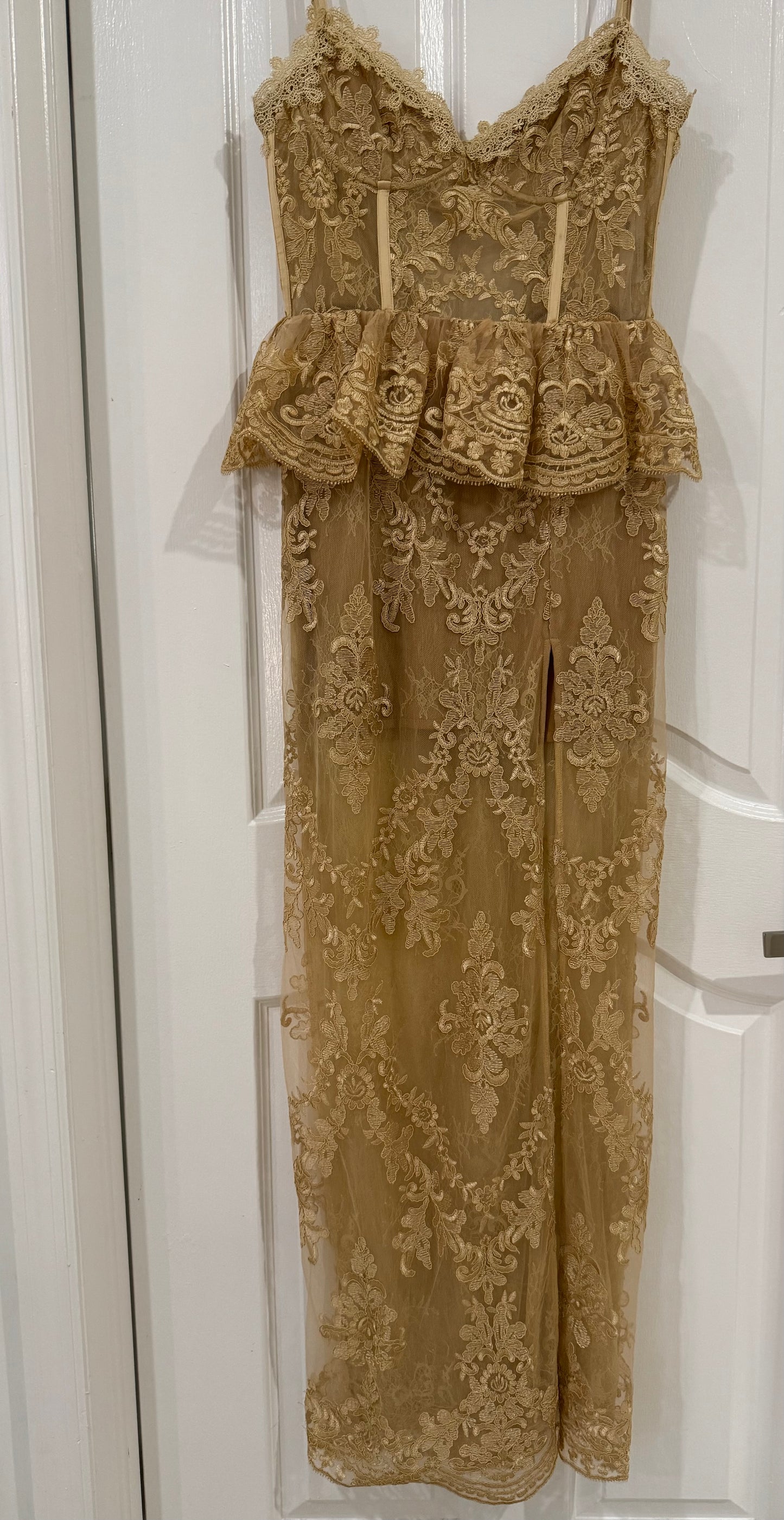 v.champan dress