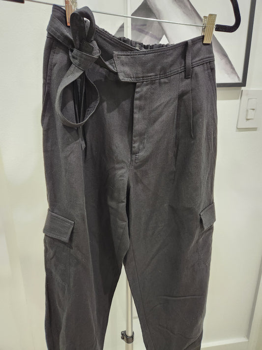 Banana republic cargo negro