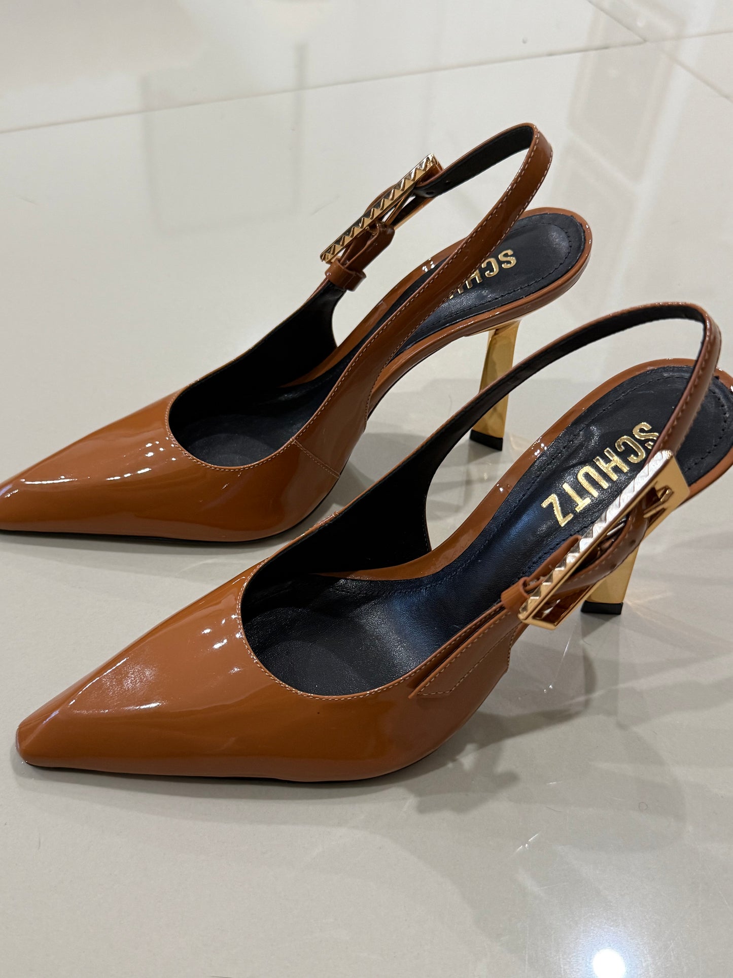 schutz marron