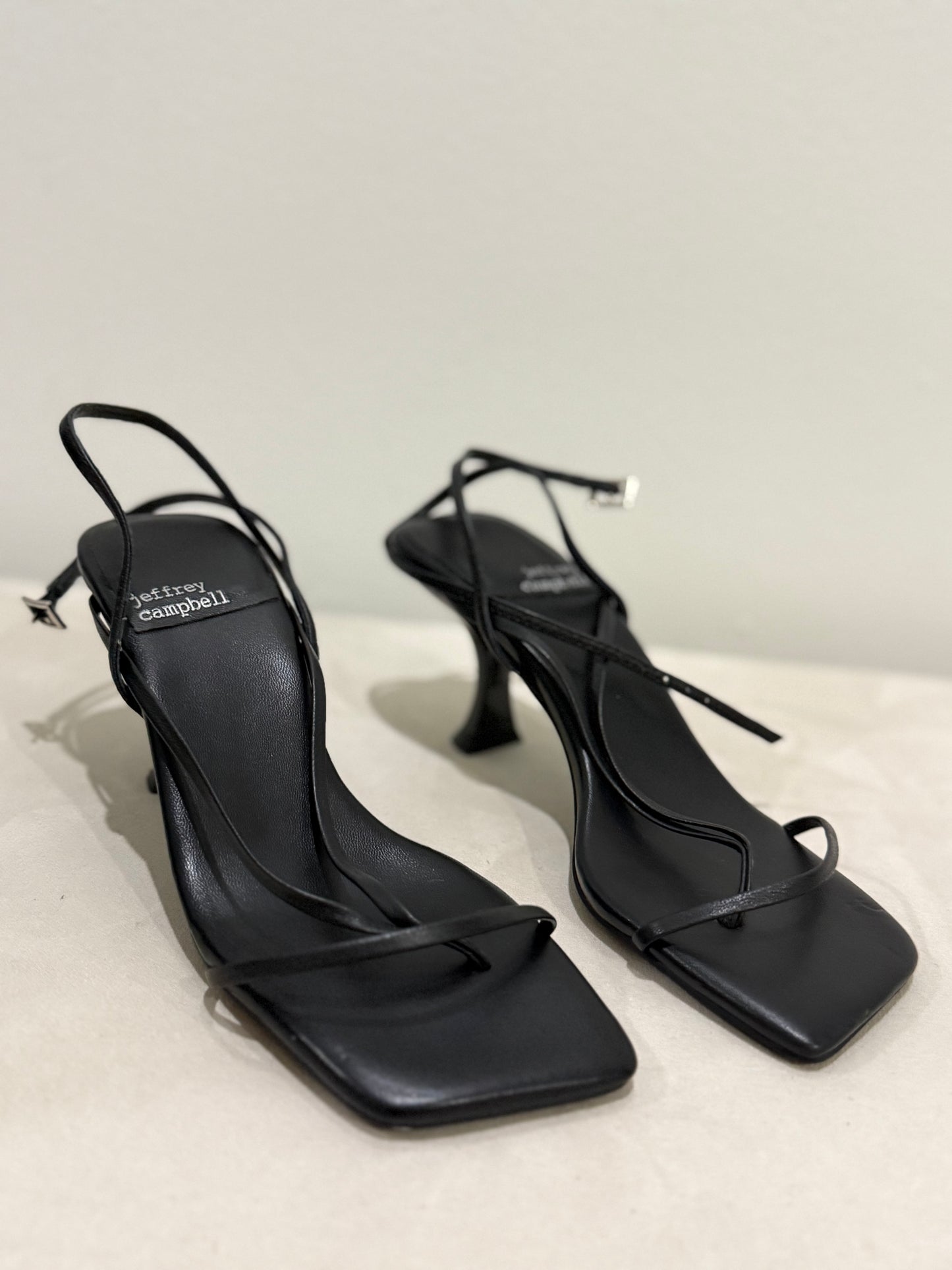 jeffrey campbell black